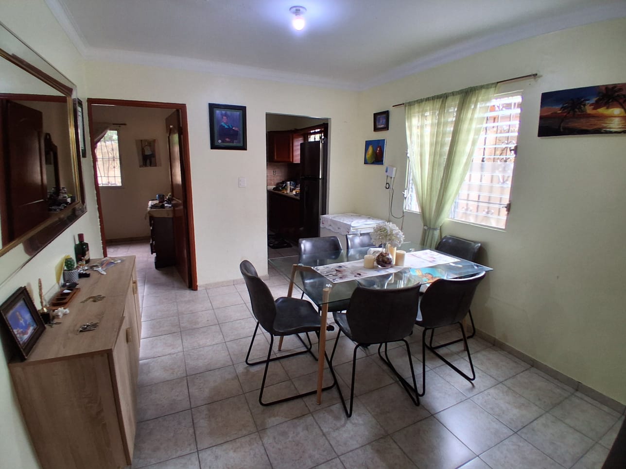 CASA EN HATO NUEVO MANOGUAYABO CON NEGOCIO DE COLMADO DE OPORTUNIDAD